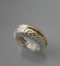 Sterling ring wih 18k